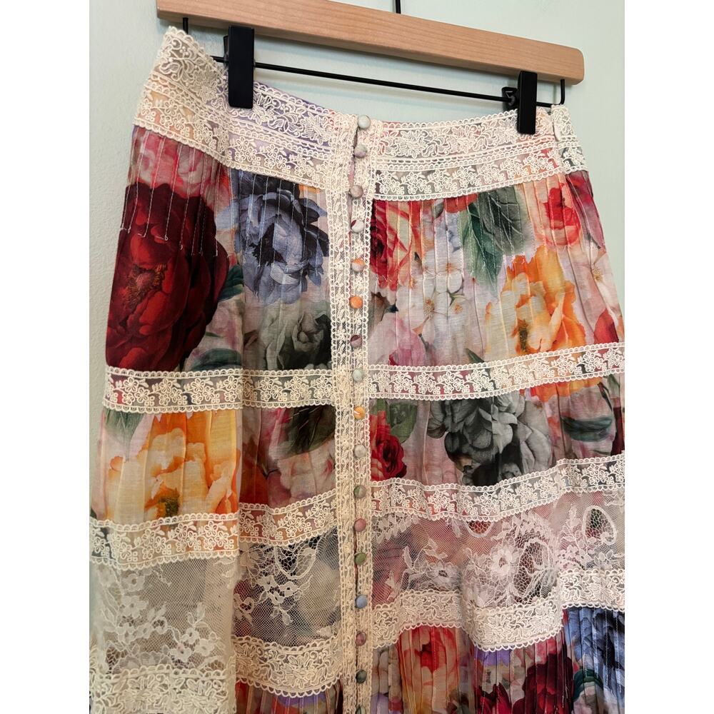 Alice + Olivia "Adira" Maxi Skirt & "Keeley" Flutter Sleeve Top Matching Set - Picture 6 of 16